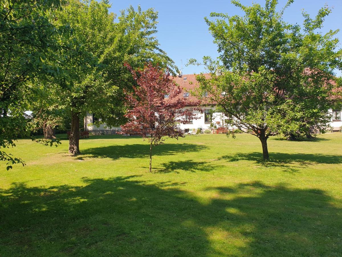 Bed and Breakfast Folwark Goscino-Dwor Esterno foto