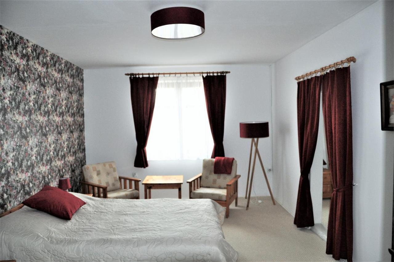 Bed and Breakfast Folwark Goscino-Dwor Esterno foto