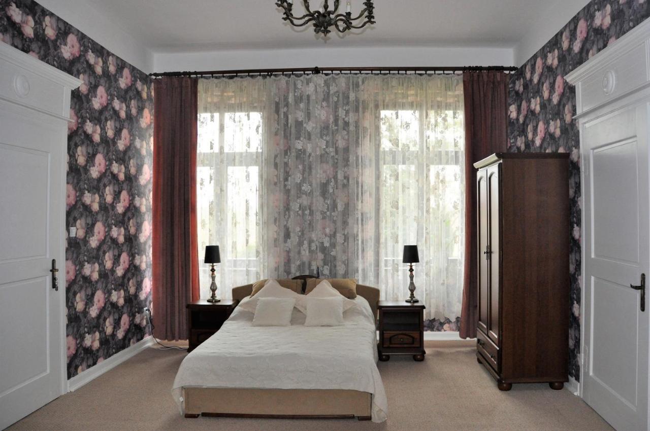 Bed and Breakfast Folwark Goscino-Dwor Esterno foto