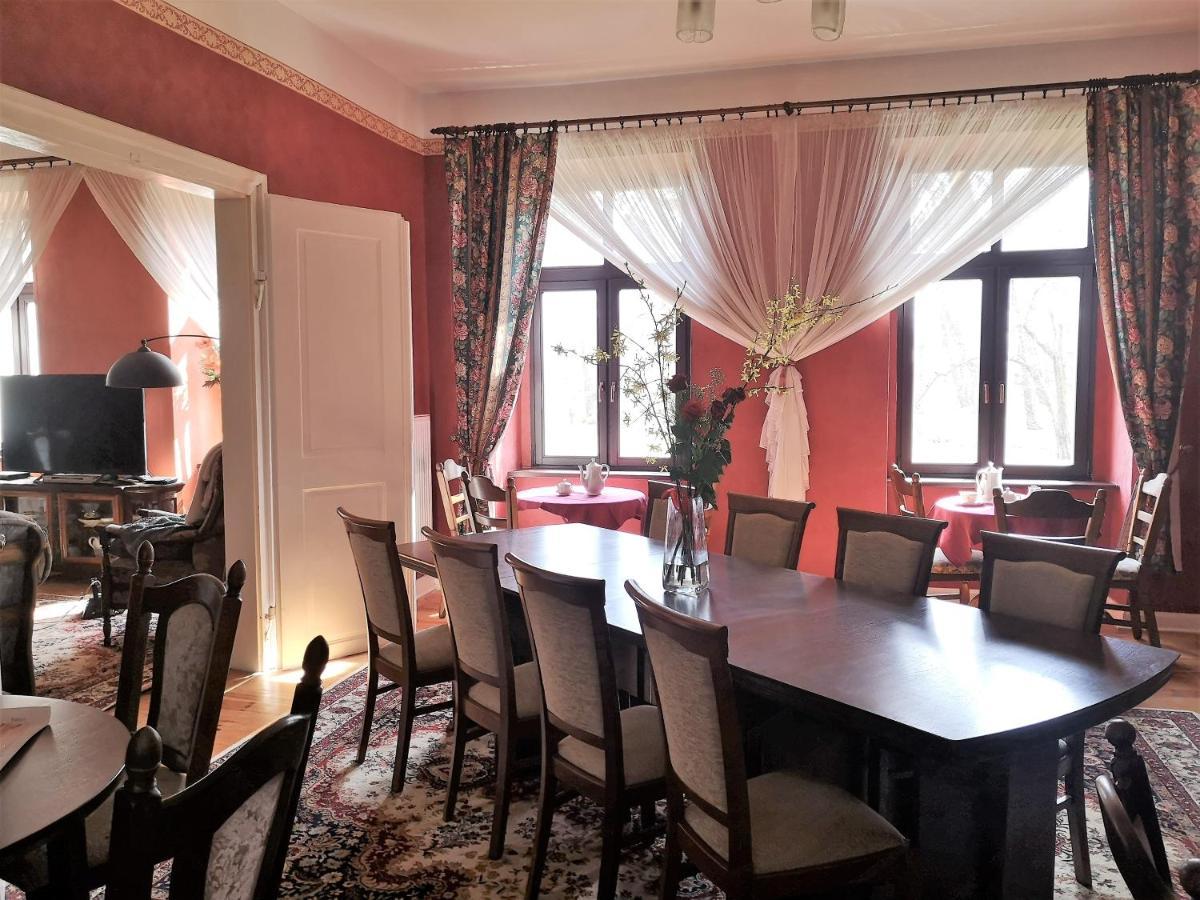Bed and Breakfast Folwark Goscino-Dwor Esterno foto